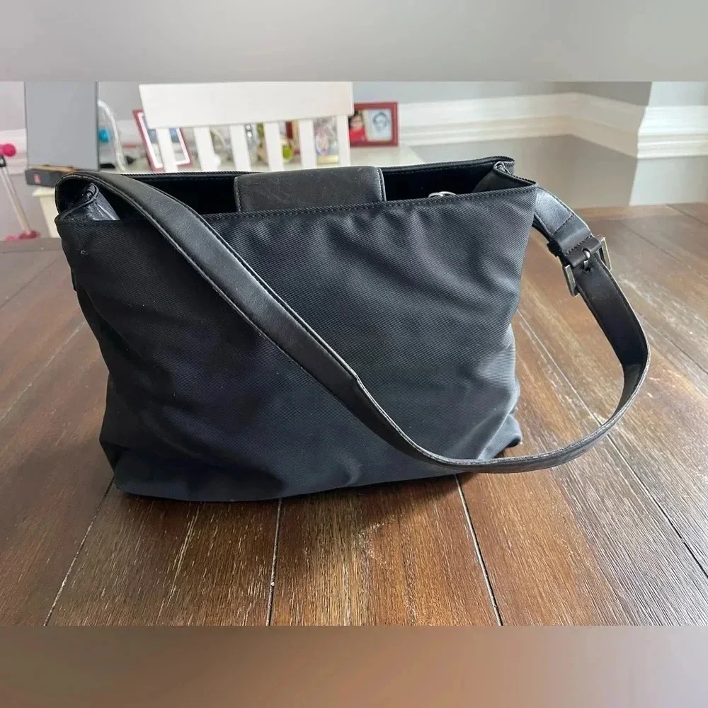 Vintage Coach shoulder bag